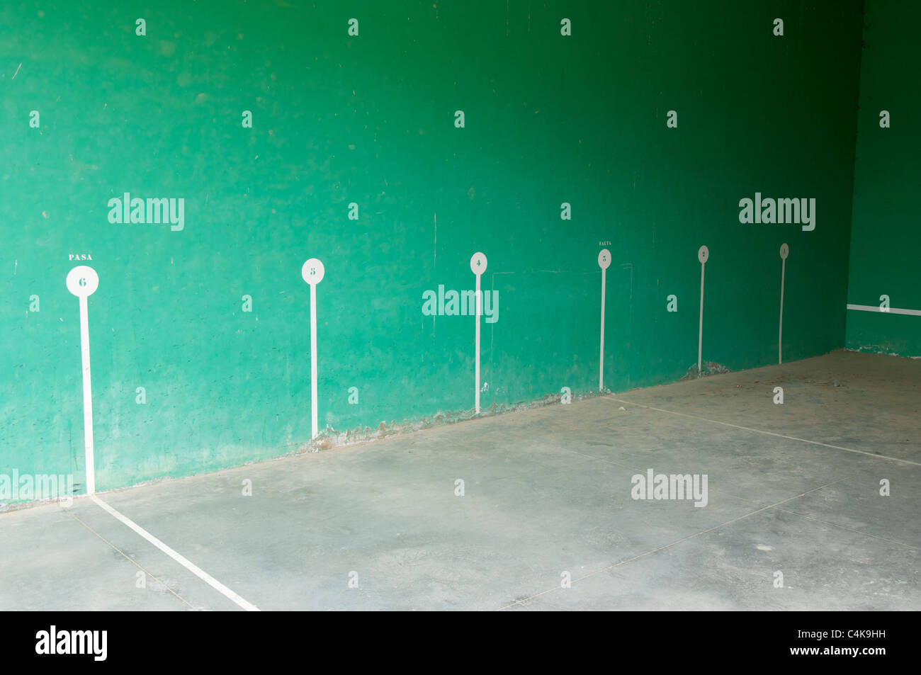 Vue d'un fronton traditionnel espagnol Banque D'Images