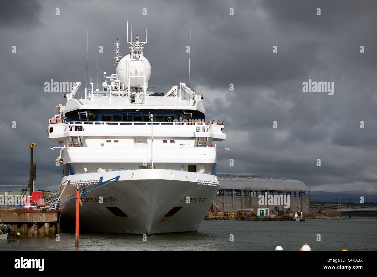 "Navire à passagers Clipper Odyssey' aux côtés de Montrose Harbor.Angus Scotland UK Banque D'Images