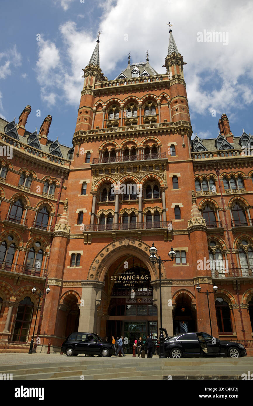 Entrée de la St Pancras Renaissance Hotel, Londres Banque D'Images