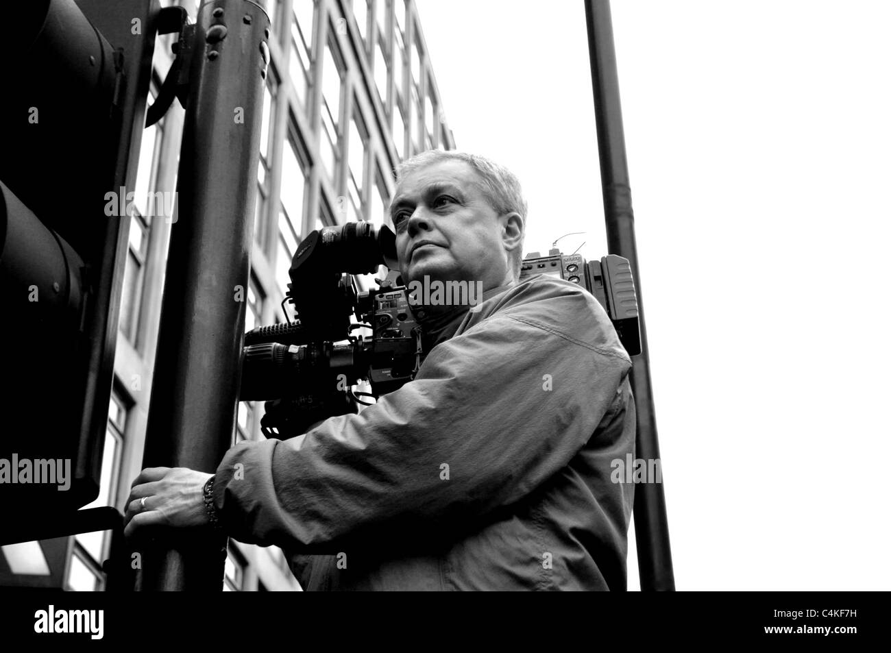 La photographie numérique en noir et blanc de l'anti-coupures mars 26 mars pour l'alternative à travers Londres. Banque D'Images