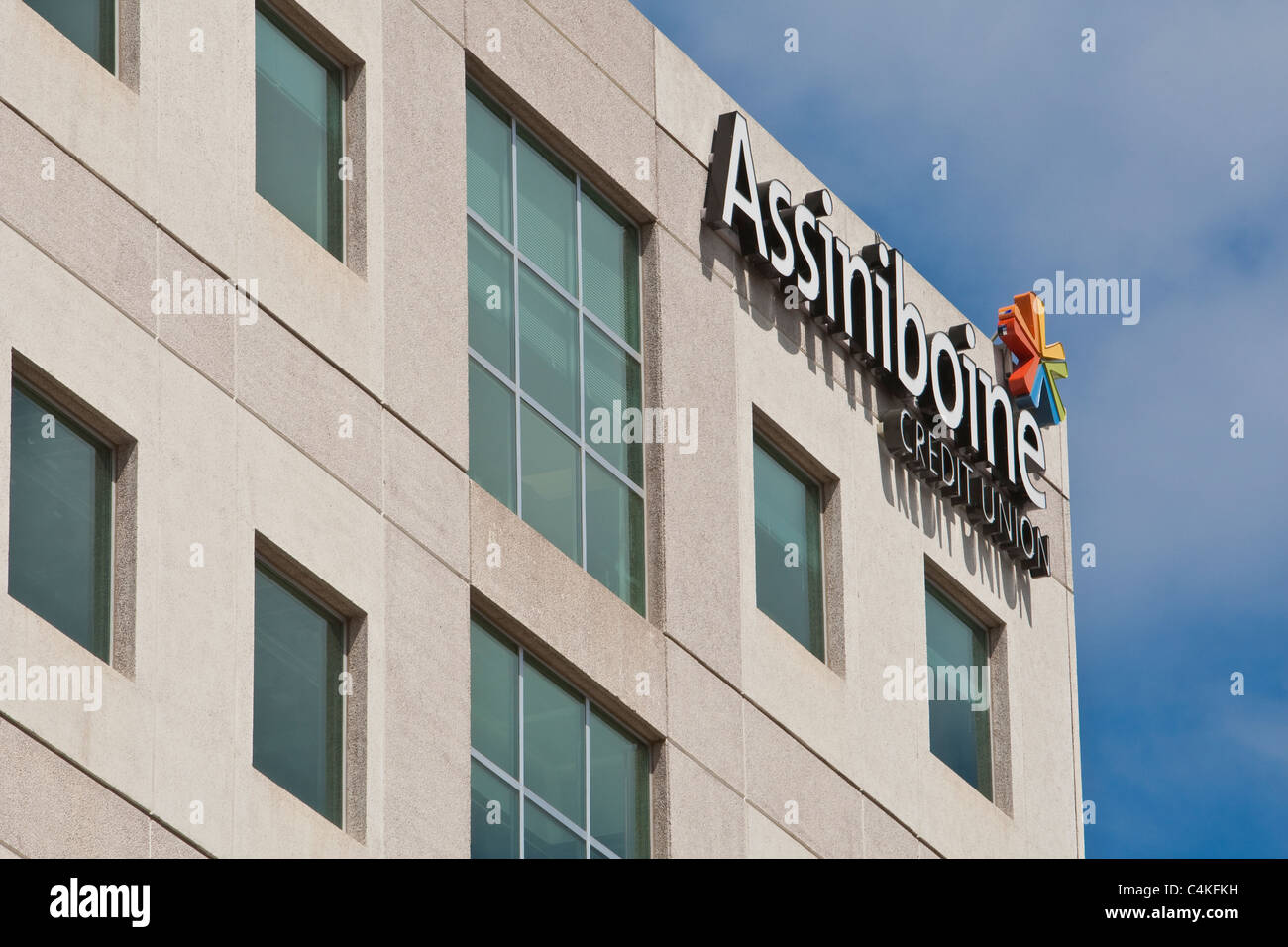L'Assiniboine Credit Union logo est vu sur un bâtiment à Winnipeg Banque D'Images