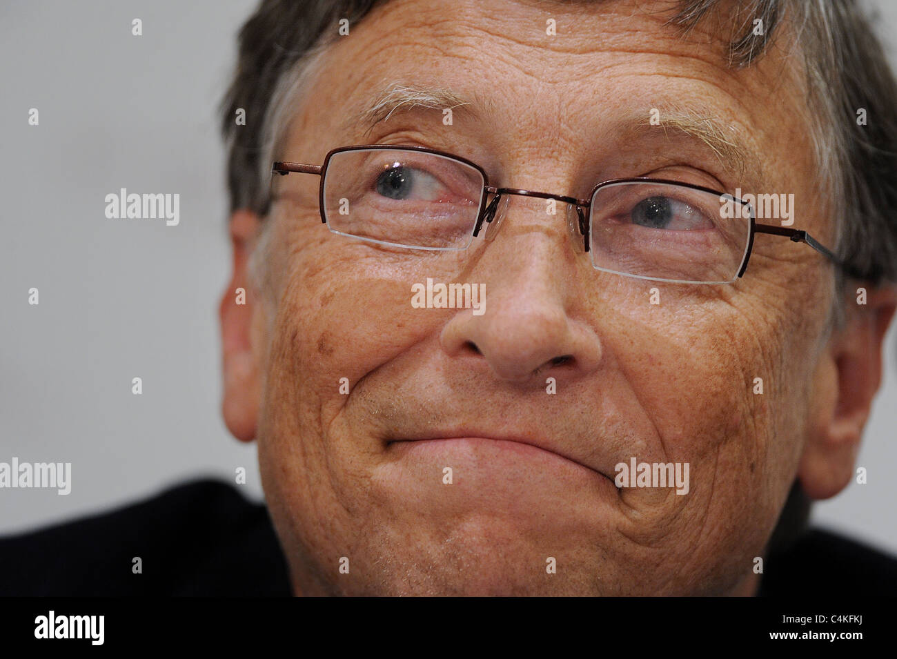 Tycoon Microsoft Bill Gates est photographié à la GAVI conférence à Londres le 13 juin 2011. Banque D'Images