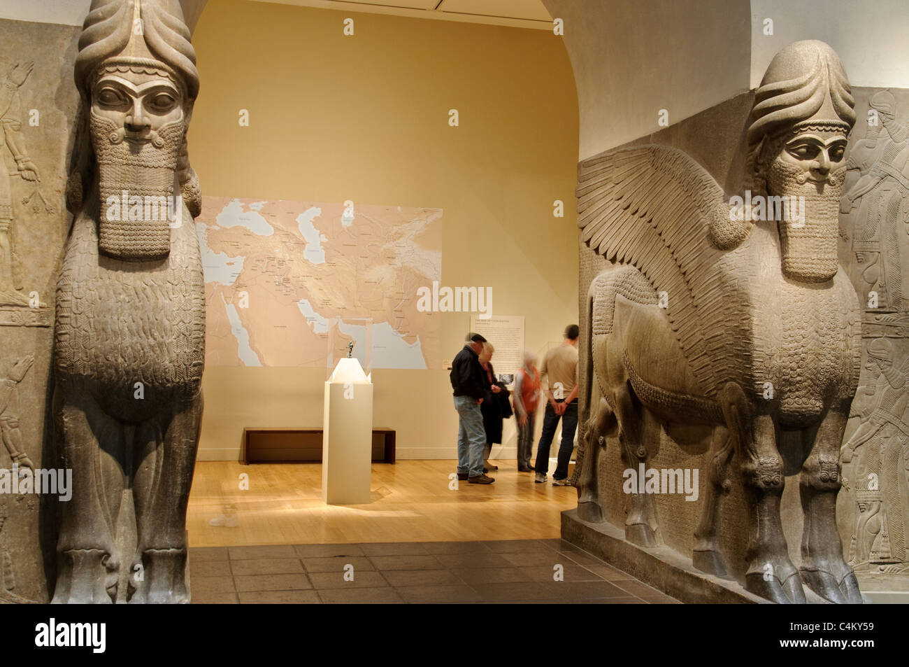 Metropolitan Museum of Art, New York, les galeries du ministère de l'Art de l'Orient ancien, assyrienne, Galerie Banque D'Images