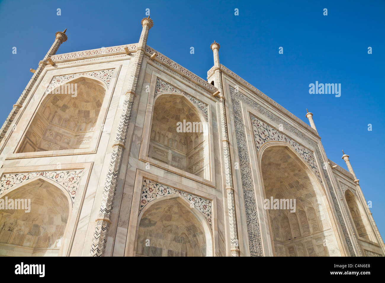 Le Taj Mahal est un mausolée situé à Agra, en Inde. C'est l'une des plus reconnaissables de structures dans le monde. Banque D'Images