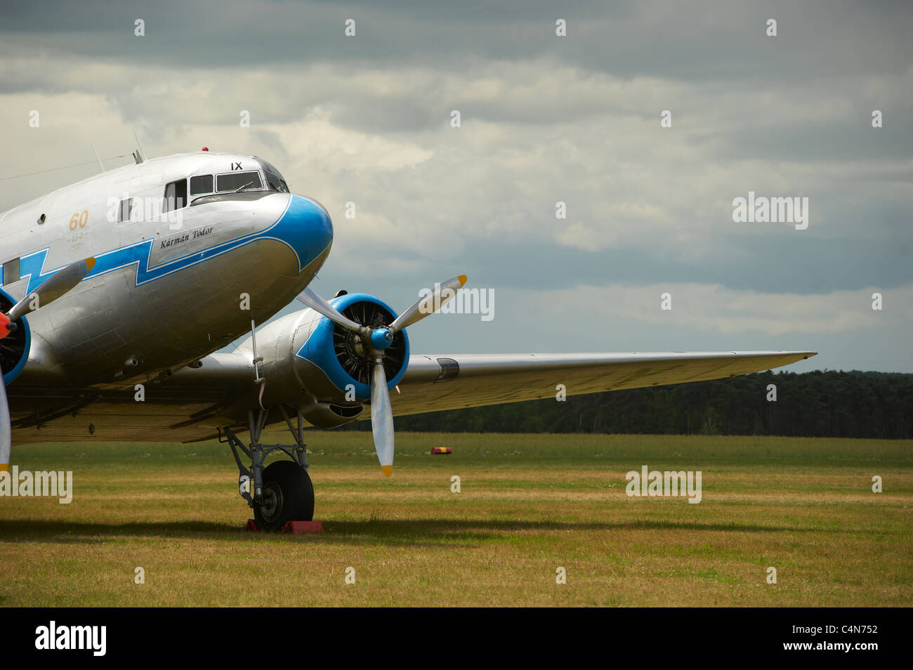 Lisunov Li - 2 (Douglas DC-3 Dakota) MEMORIAL AIR SHOW 2011 Roudnice nad Labem République Tchèque Banque D'Images