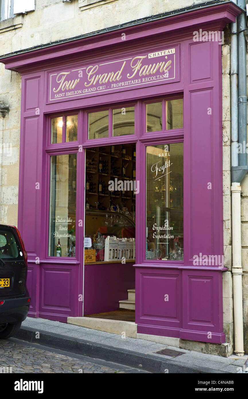 Boutique, négociants en vin Château Tour Grand Faurie, dans la région de St Emilion dans la région des vins de Bordeaux de France Banque D'Images