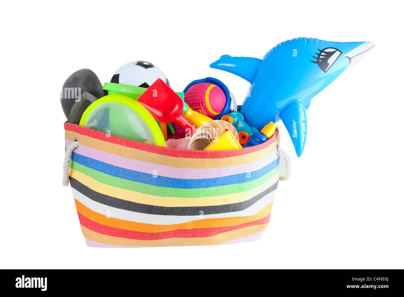 Sac de plage avec amusement et jeux pour enfants en bord de mer Banque D'Images