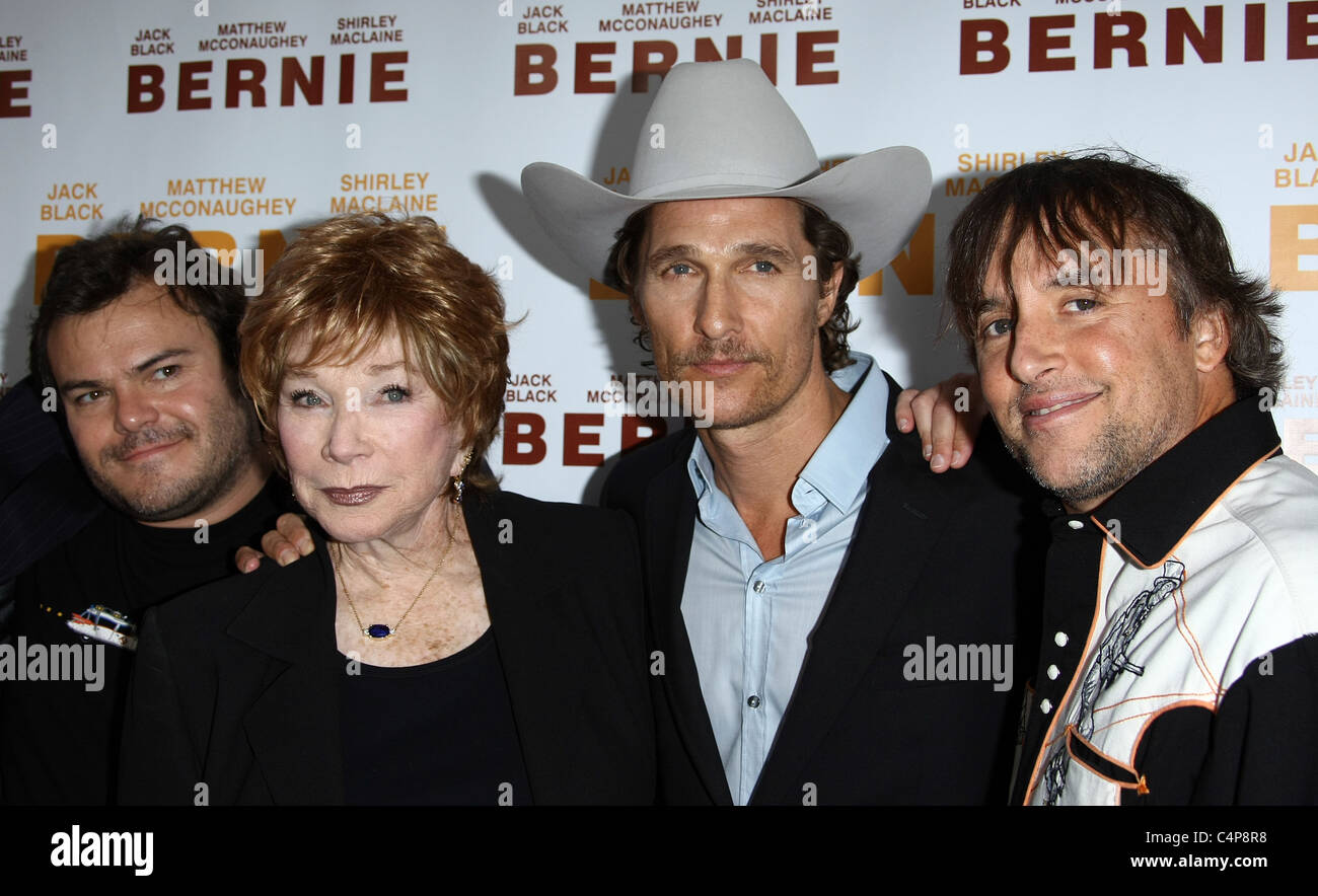 JACK BLACK SHIRLEY MACLAINE MATTHEW MCCONAUGHEY RICHARD LINKLATER BERNIE. Première mondiale au 2011 LOS ANGELES FILM FESTIVA Banque D'Images