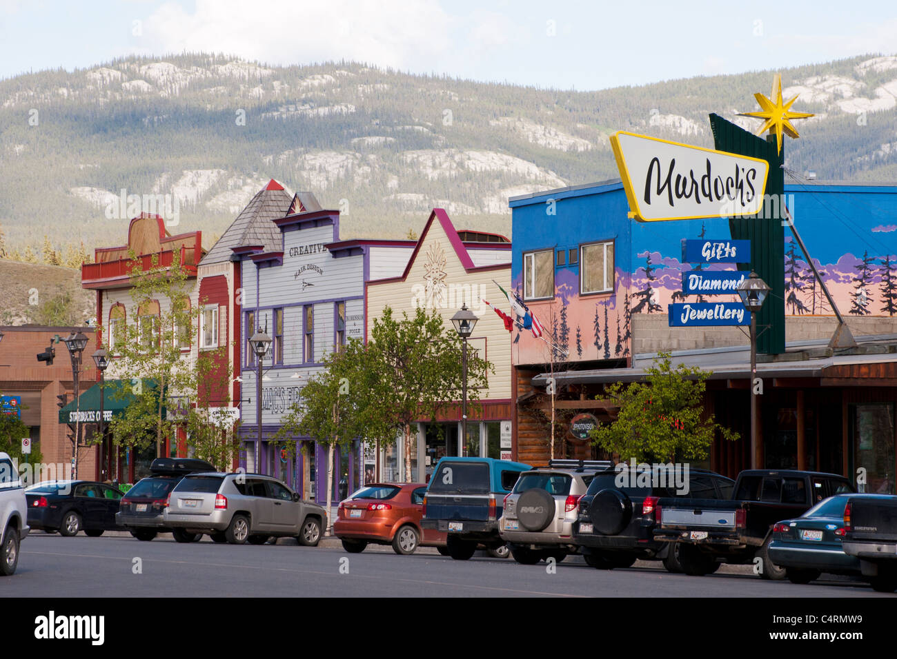 La Rue Main A Whitehorse Territoire Du Yukon Canada Photo Stock Alamy