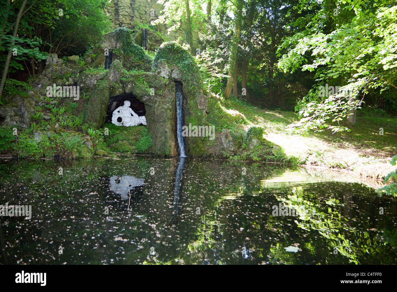Jardins d'Annevoie, Neptun statue, jardins d'eau d'Annevoie, Wallonie