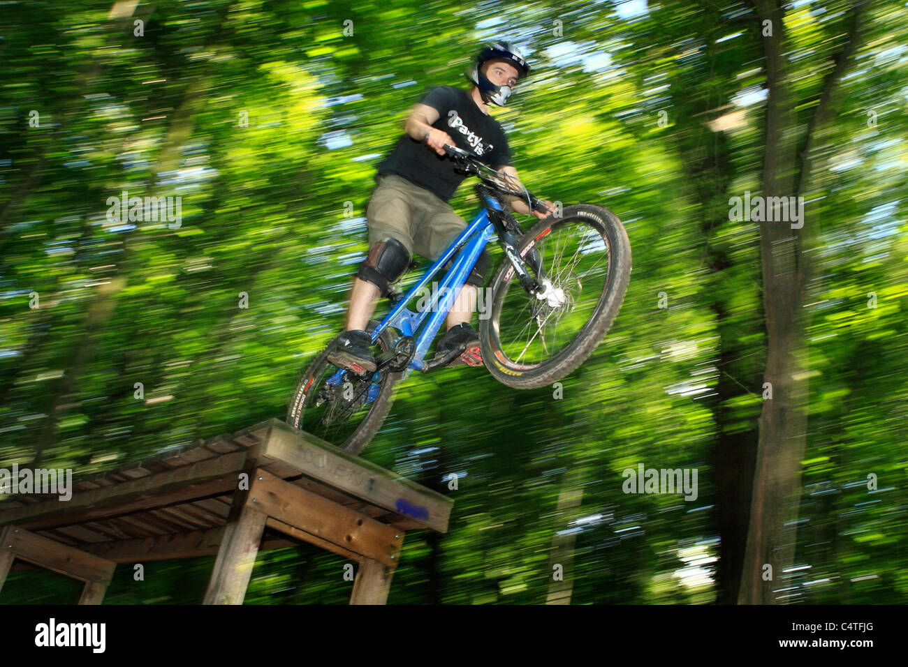 Vtt dirt jump Banque D'Images