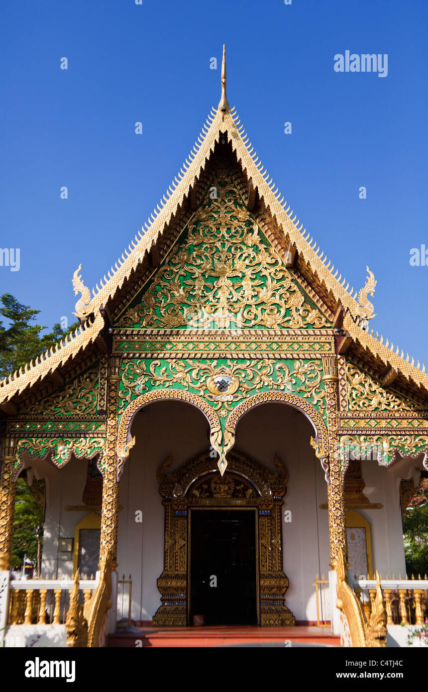 Un temple bouddhiste de Chiang Mai, Thaïlande Banque D'Images Un temple bouddhiste de Chiang Mai, Thaïlande Banque D'Images