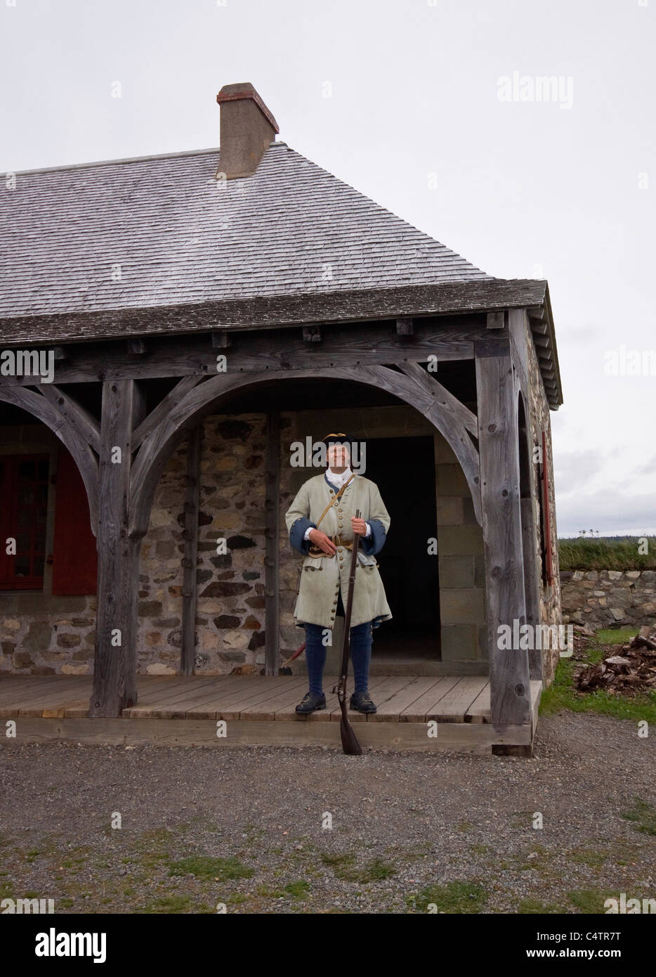 Soldat français en poste à la Forteresse de Louisbourg National Historic Site, l'île du Cap-Breton, Nouvelle-Écosse, Canada Banque D'Images