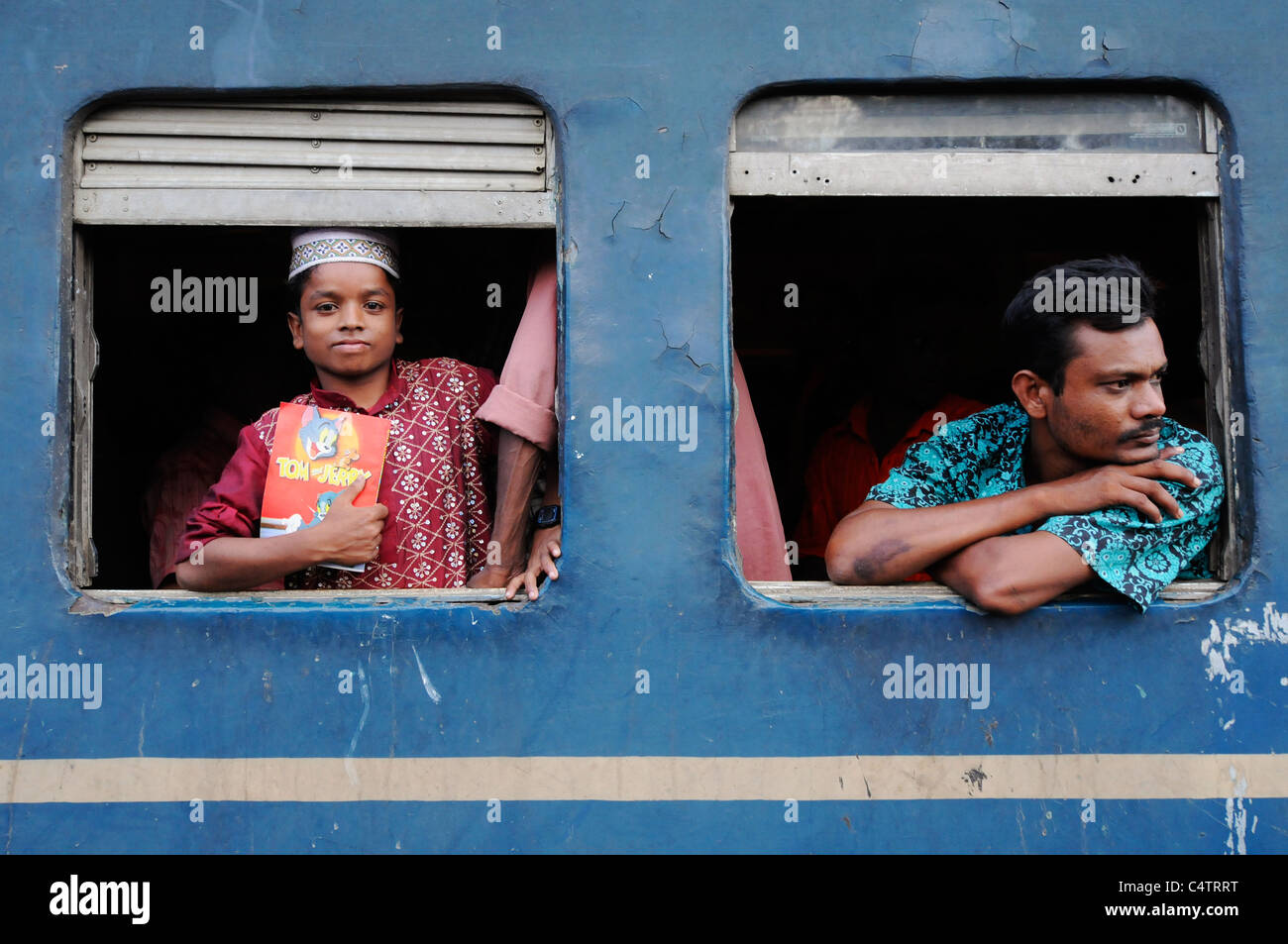 Scènes de la gare à Bogra, Bangladesh Banque D'Images