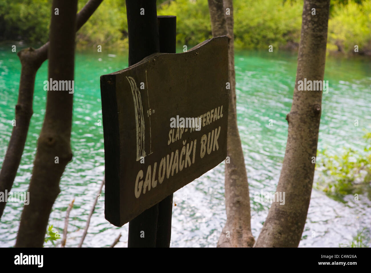 Signpost, Plitvicka Jezera, le parc national des Lacs de Plitvice, Croatie, Lika-Senj Banque D'Images