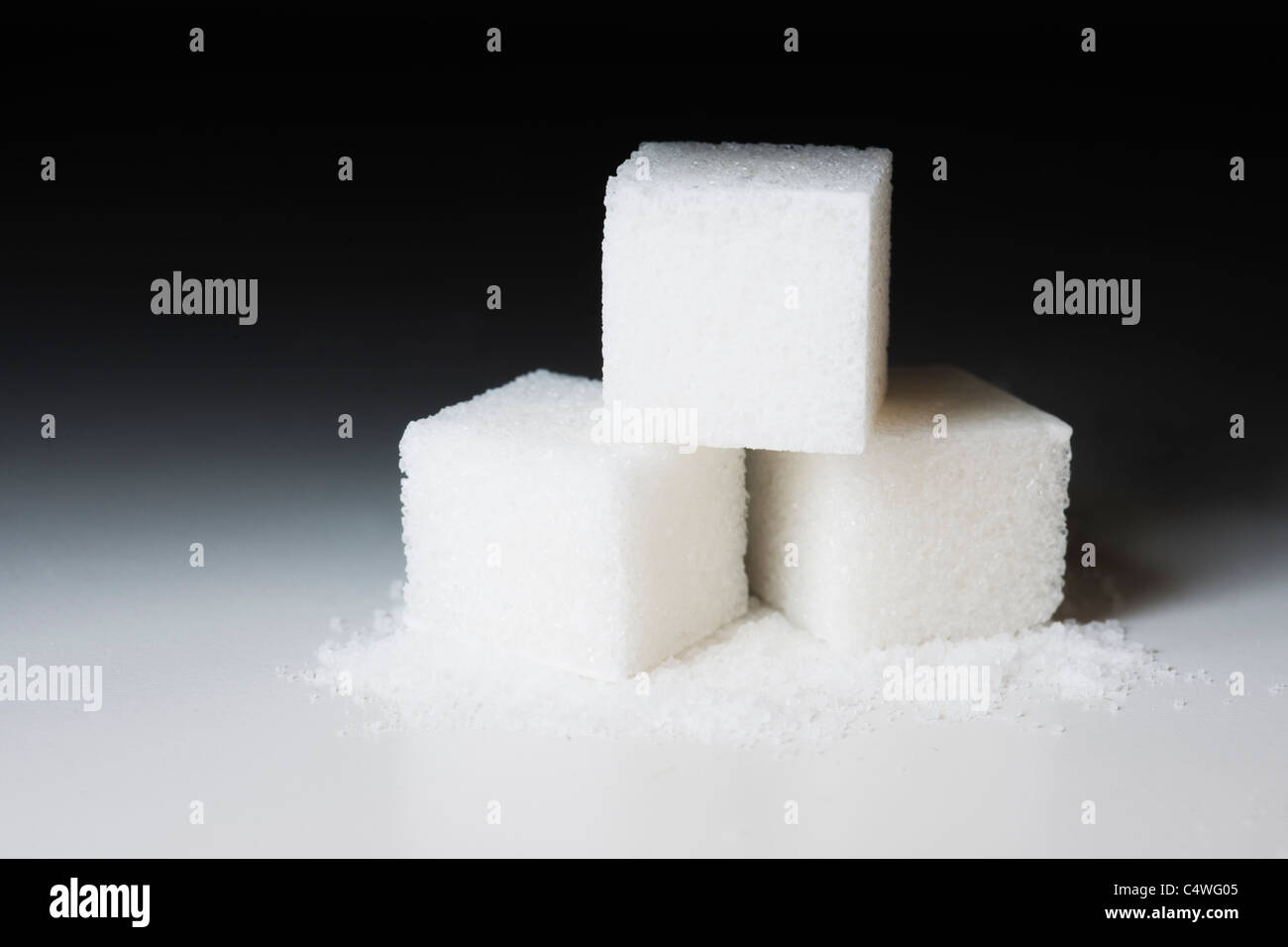 Studio shot of sugar cubes Banque D'Images