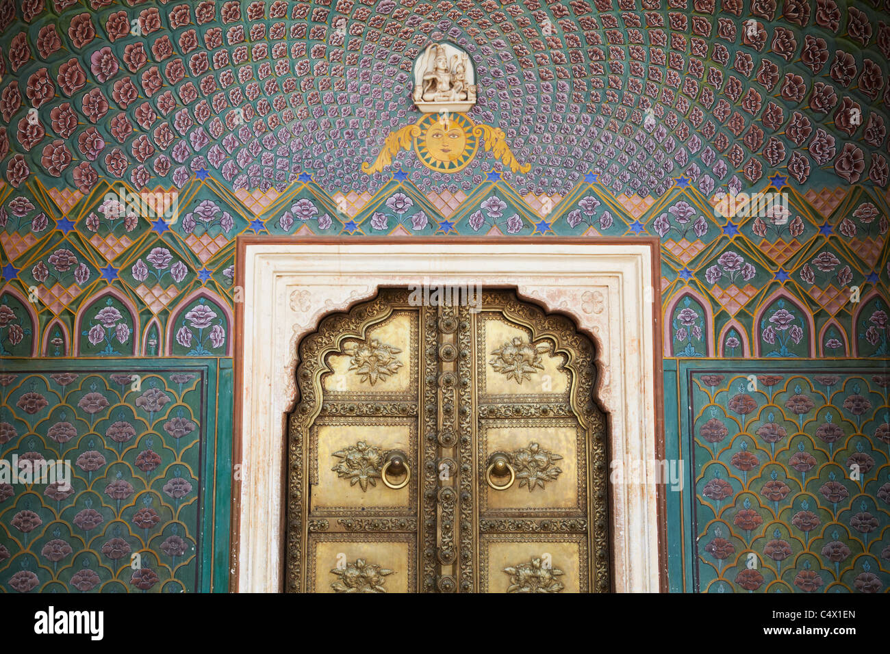 Rose Gate dans Pitam Niwas Chowk, City Palace, Jaipur, Rajasthan, Inde Banque D'Images