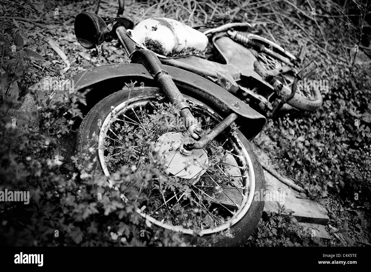 Moto ancienne dans la nature sous-évaluées de Lesbos, Grèce - lesvos Banque D'Images