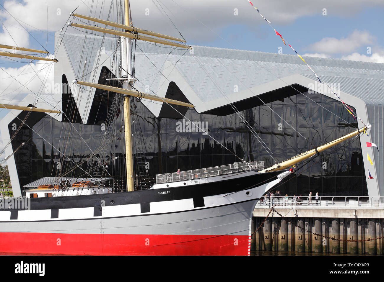 Riverside Museum Glasgow of transport and Travel et The Tall Ship Glenlee, Glasgow, Écosse, Royaume-Uni Banque D'Images