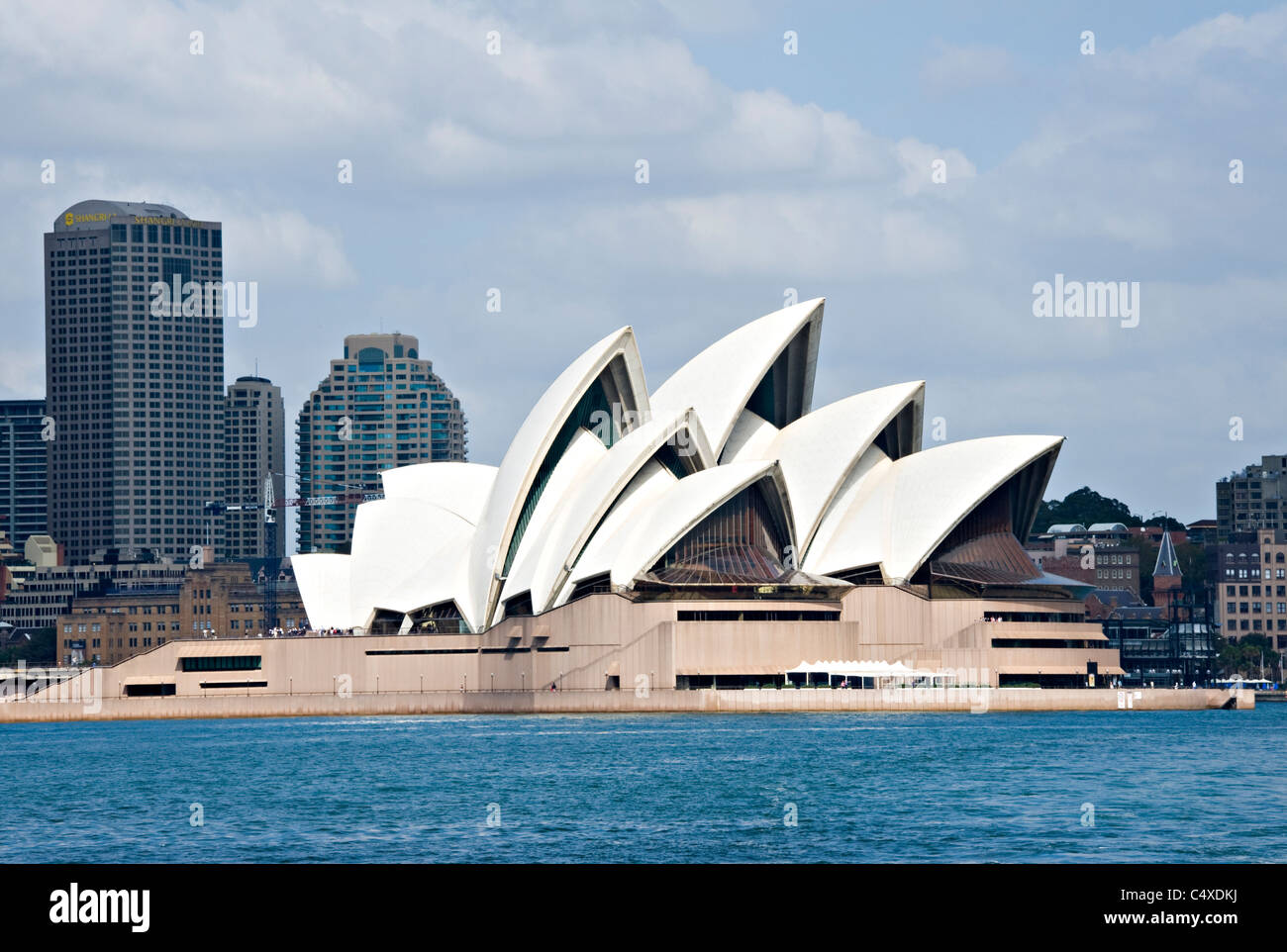 Le magnifique opéra de Sydney sur Bennelong Point dans le port de Sydney New South Wales Australie Banque D'Images