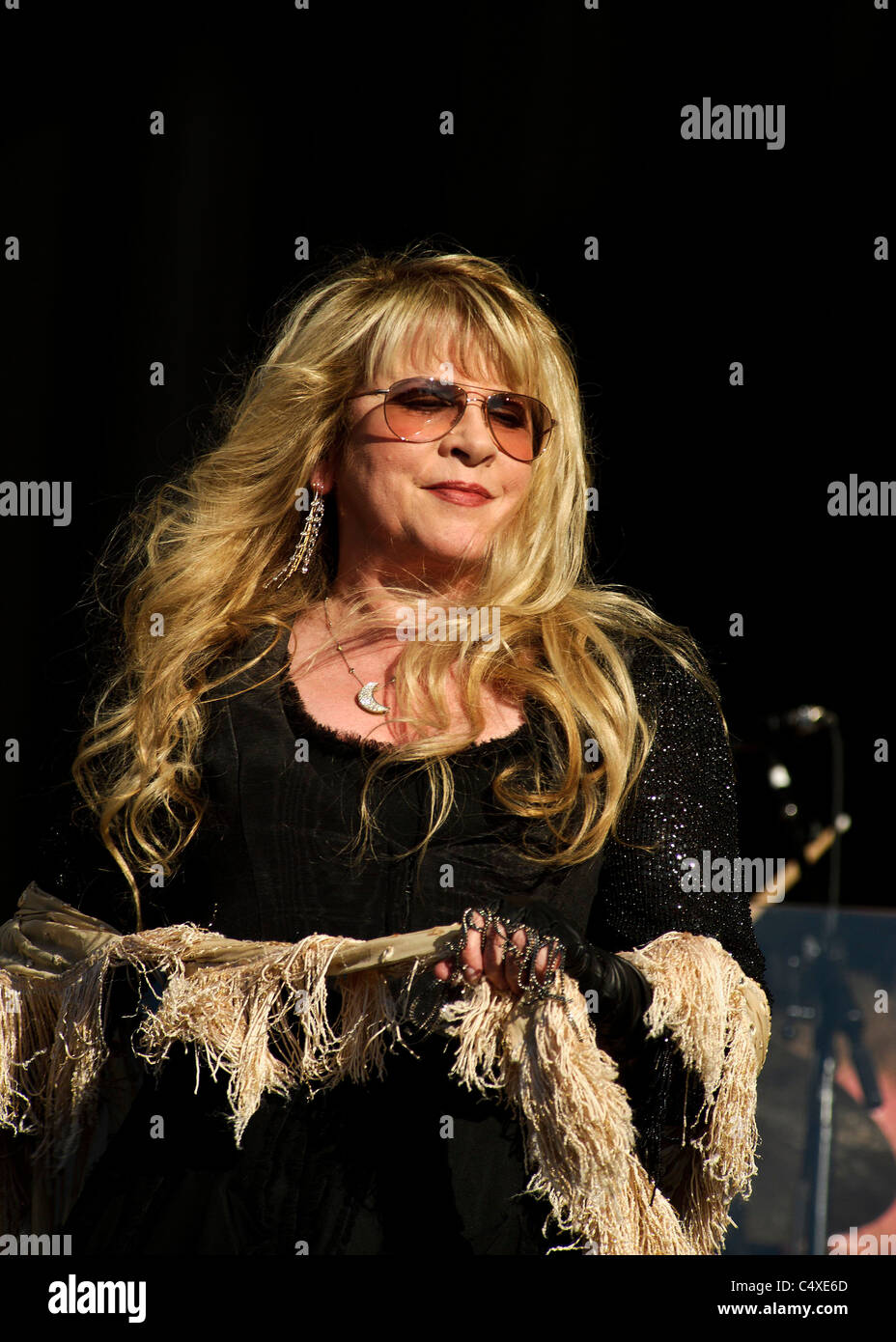 Stevie Nicks joue Hard Rock appelant, Hyde Park, Londres le dimanche 26 juin 2011 . Les personnes sur la photo : Stevie Nicks (Stephanie Lyn Banque D'Images