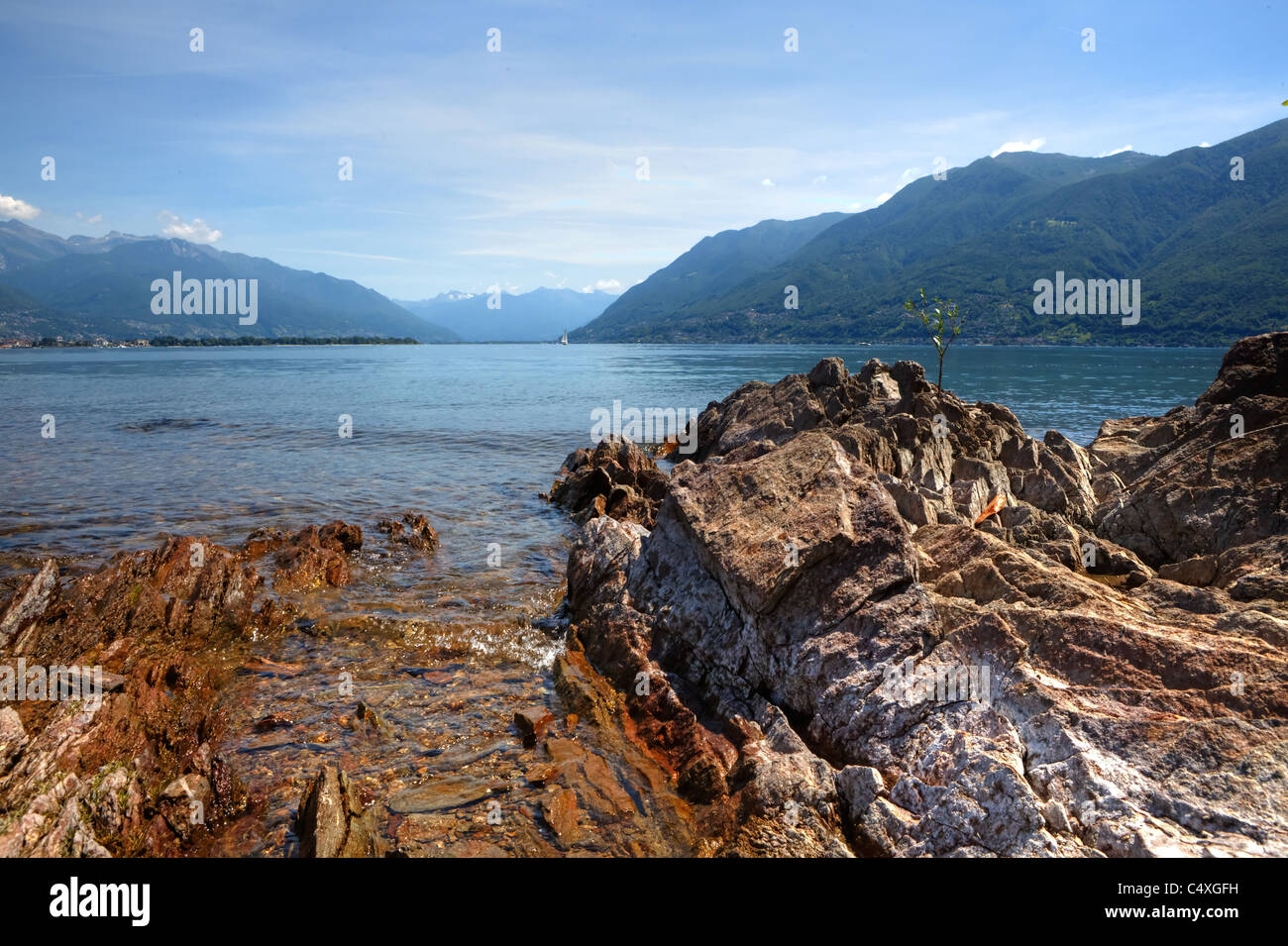 Sur le Lago Maggiore, dans la Isole di Brissago Banque D'Images