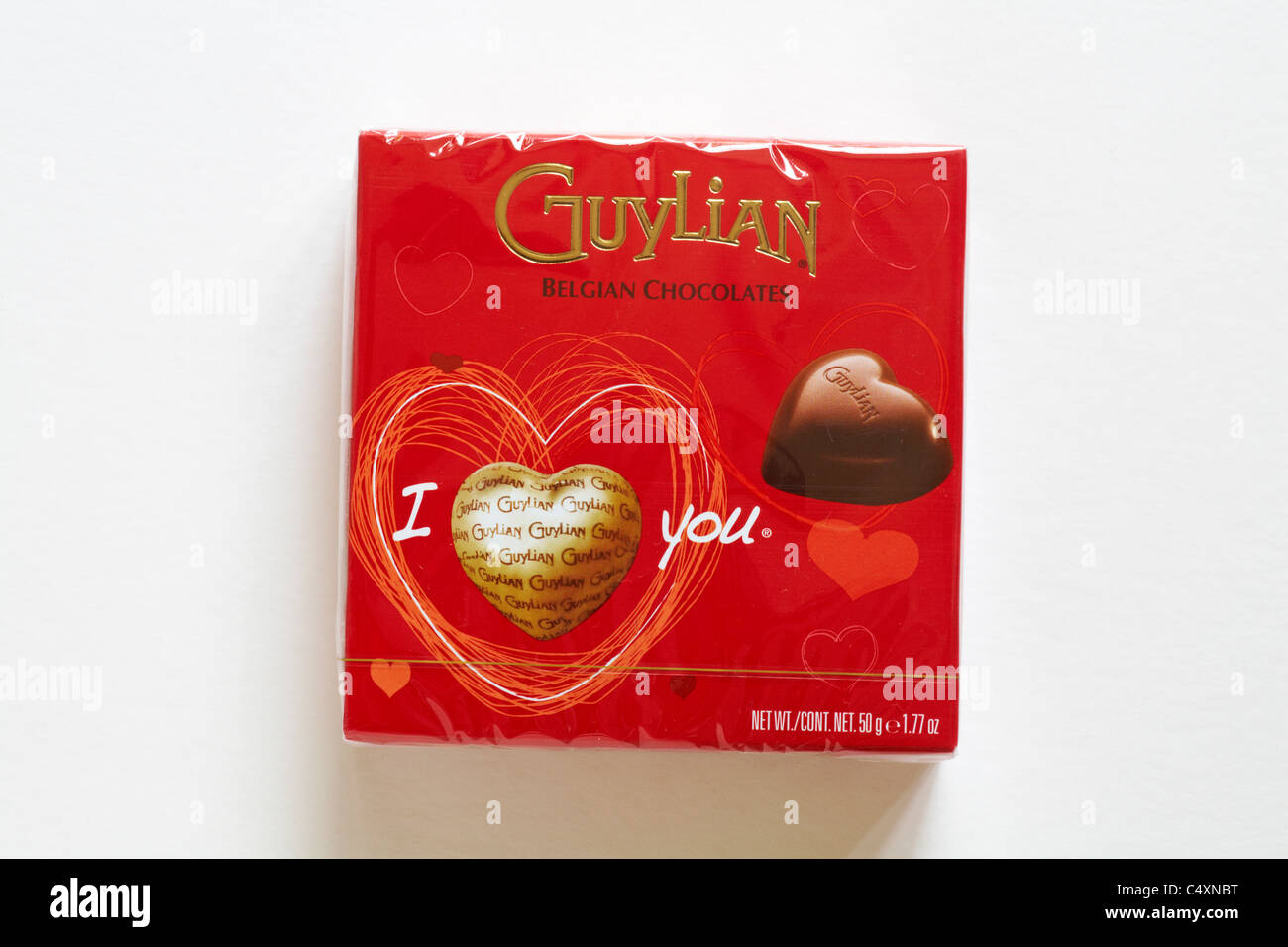 Gros plan de la boîte de chocolat belge Guylian sur un blanc
