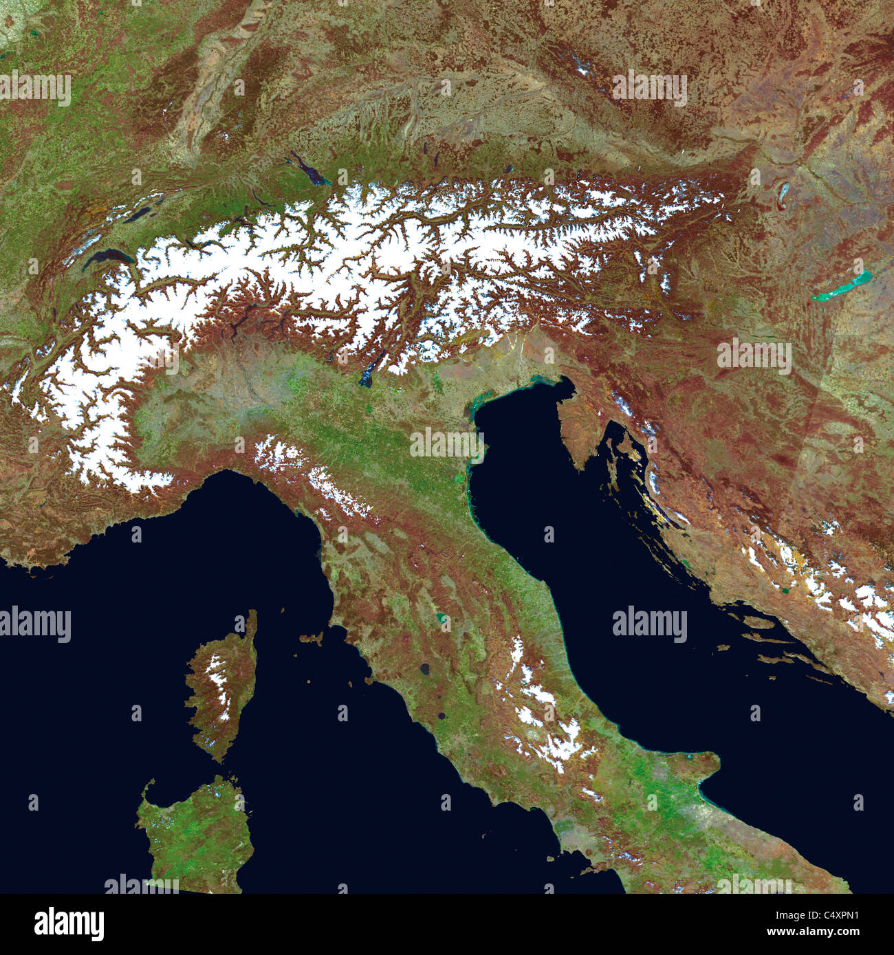 Alpes italiennes et suisses à partir de l'espace dans cette image satellite de la NASA. Banque D'Images