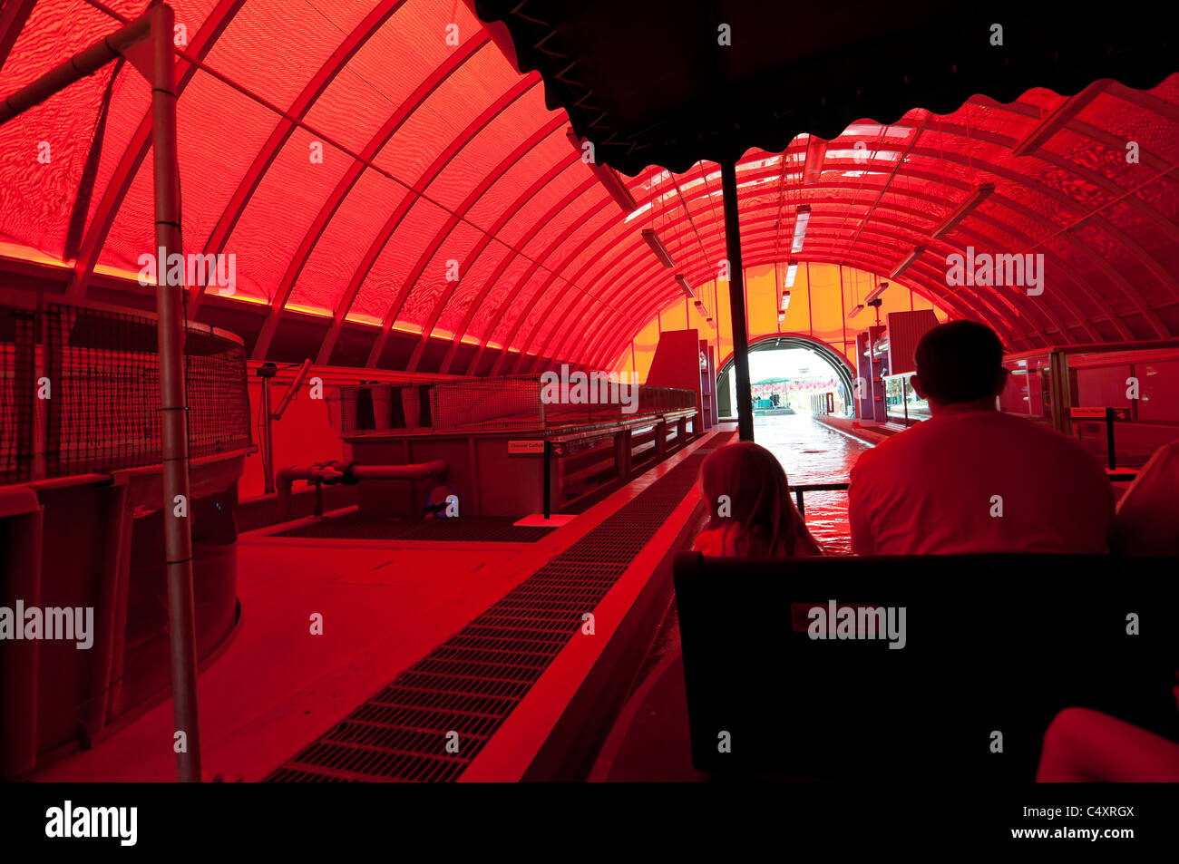 Le parc à thème Epcot Pavillon Terre Walt Disney World Resort Orlando la Floride le derrière La Tour & Graines vivant avec les terres d' Banque D'Images