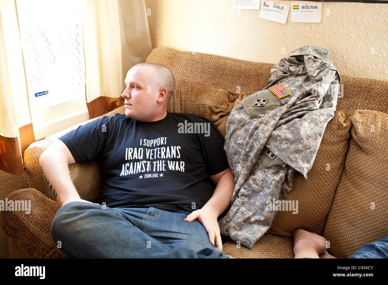 Vétéran de la guerre en Irak, Michael Kern, chef de Anciens combattants irakiens contre la guerre à la paix sous le capot 'house' à Killeen, Texas Banque D'Images Vétéran de la guerre en Irak, Michael Kern, chef de Anciens combattants irakiens contre la guerre à la paix sous le capot 'house' à Killeen, Texas Banque D'Images