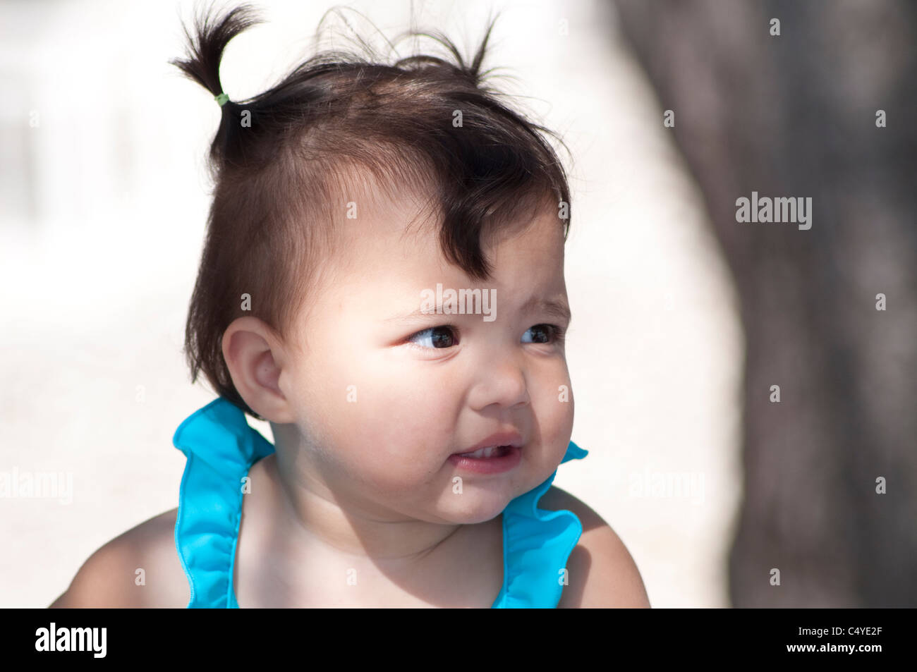 Portrait d'une fillette de 18 mois Banque D'Images