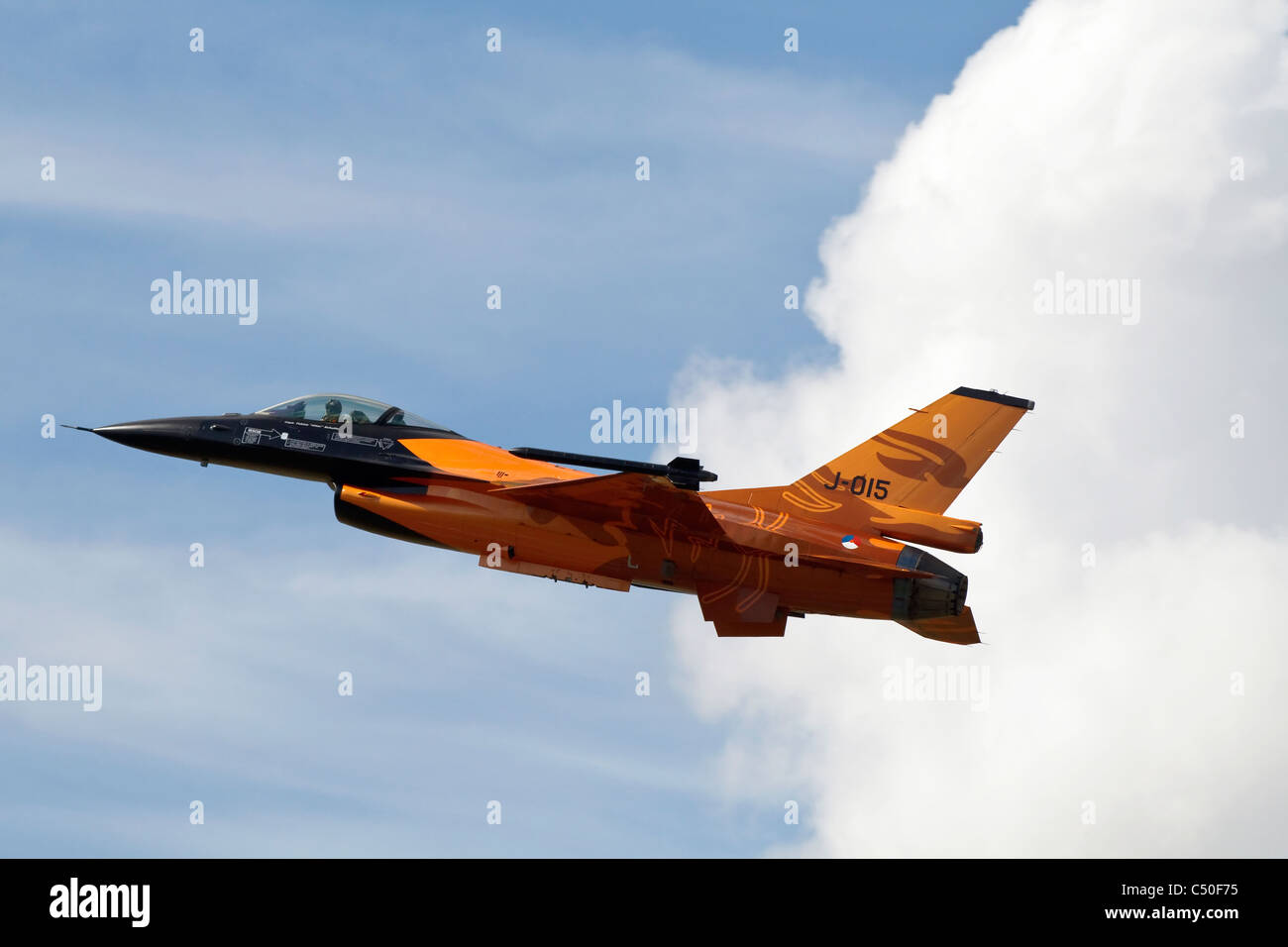 Un General Dynamics F16 Fighting Falcon - l'affichage des aéronefs de la Force aérienne néerlandaise Banque D'Images
