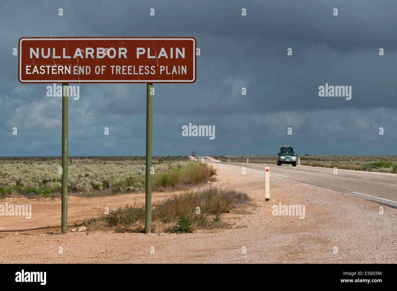 Près de Penong signe à l'extrémité orientale de la plaine du Nullarbor en Australie du Sud Banque D'Images