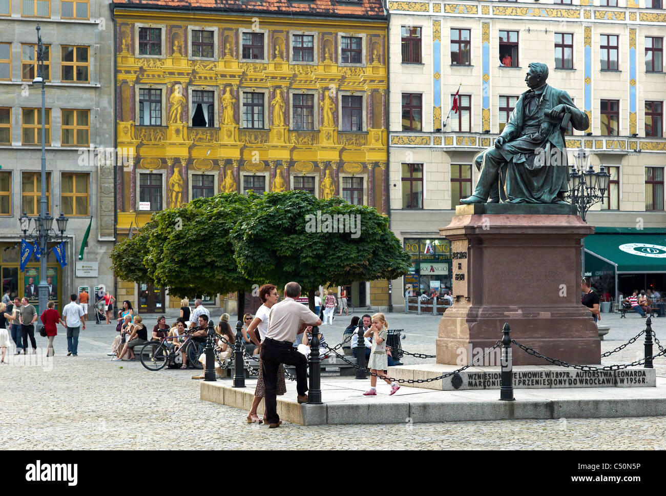 Aleksander Fredro memorial sur la place du marché de Wroclaw, Pologne Banque D'Images