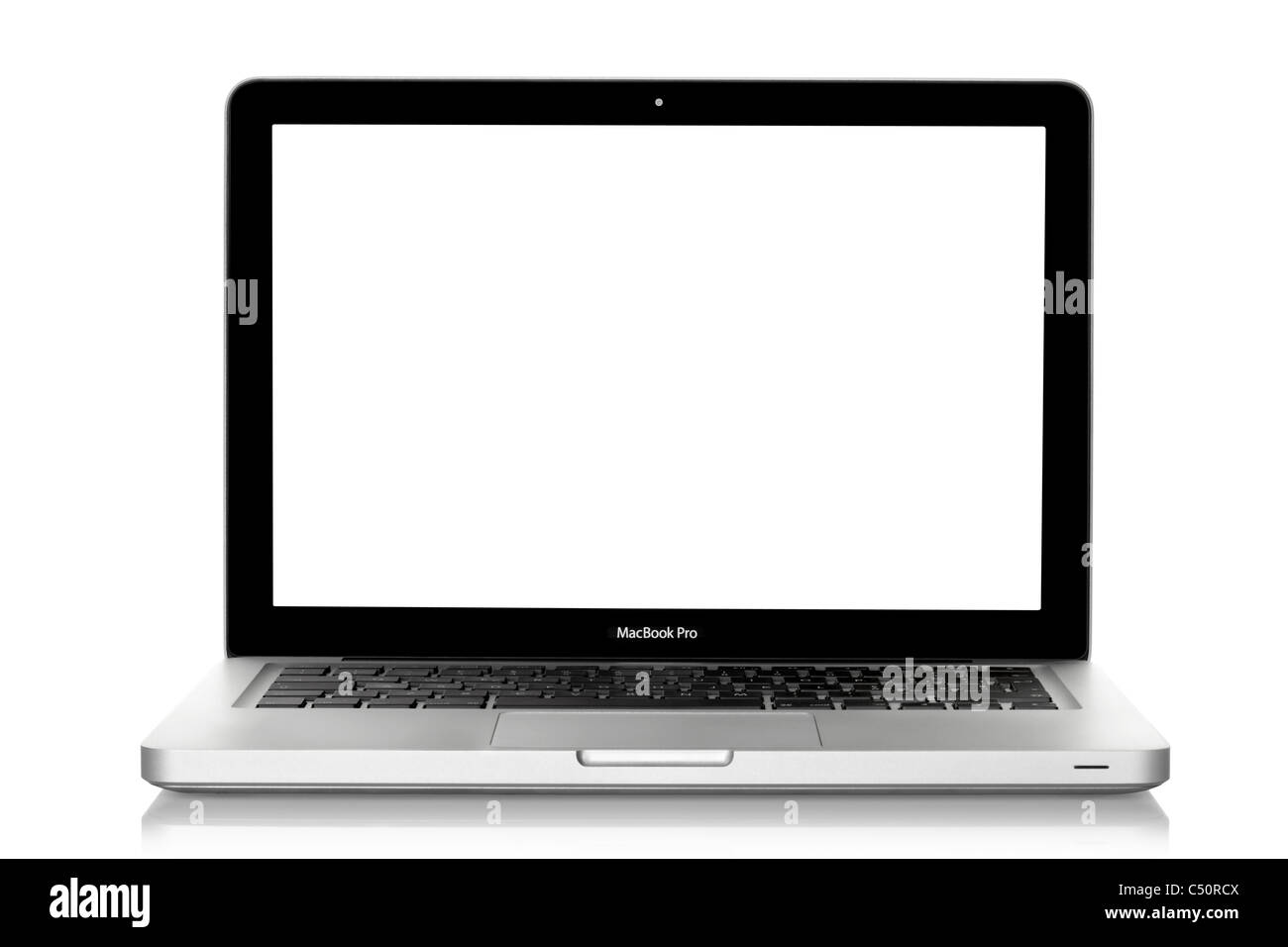 Ordinateur portable Apple Mac Book Pro isolé sur blanc, chemin de détourage inclus Banque D'Images