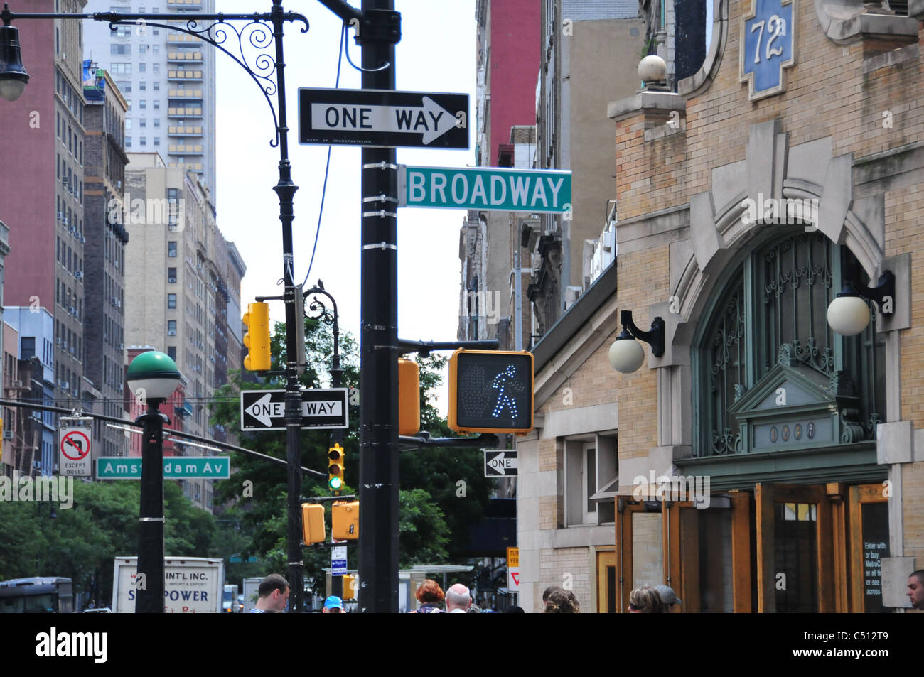 Les plaques de rue de New York et Directions Banque D'Images