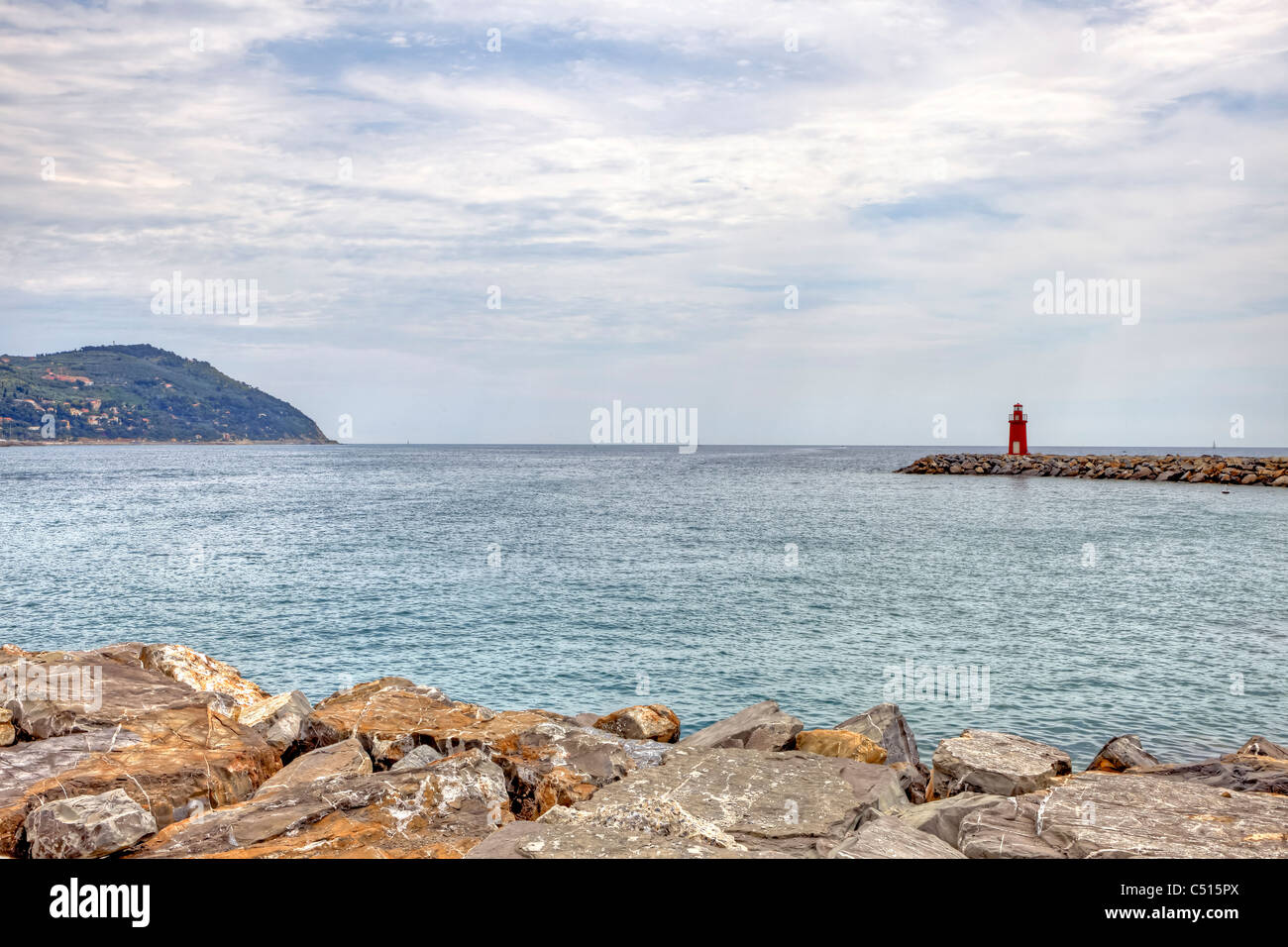 Phare dans le port de Porto Maurizio - Imperia Banque D'Images