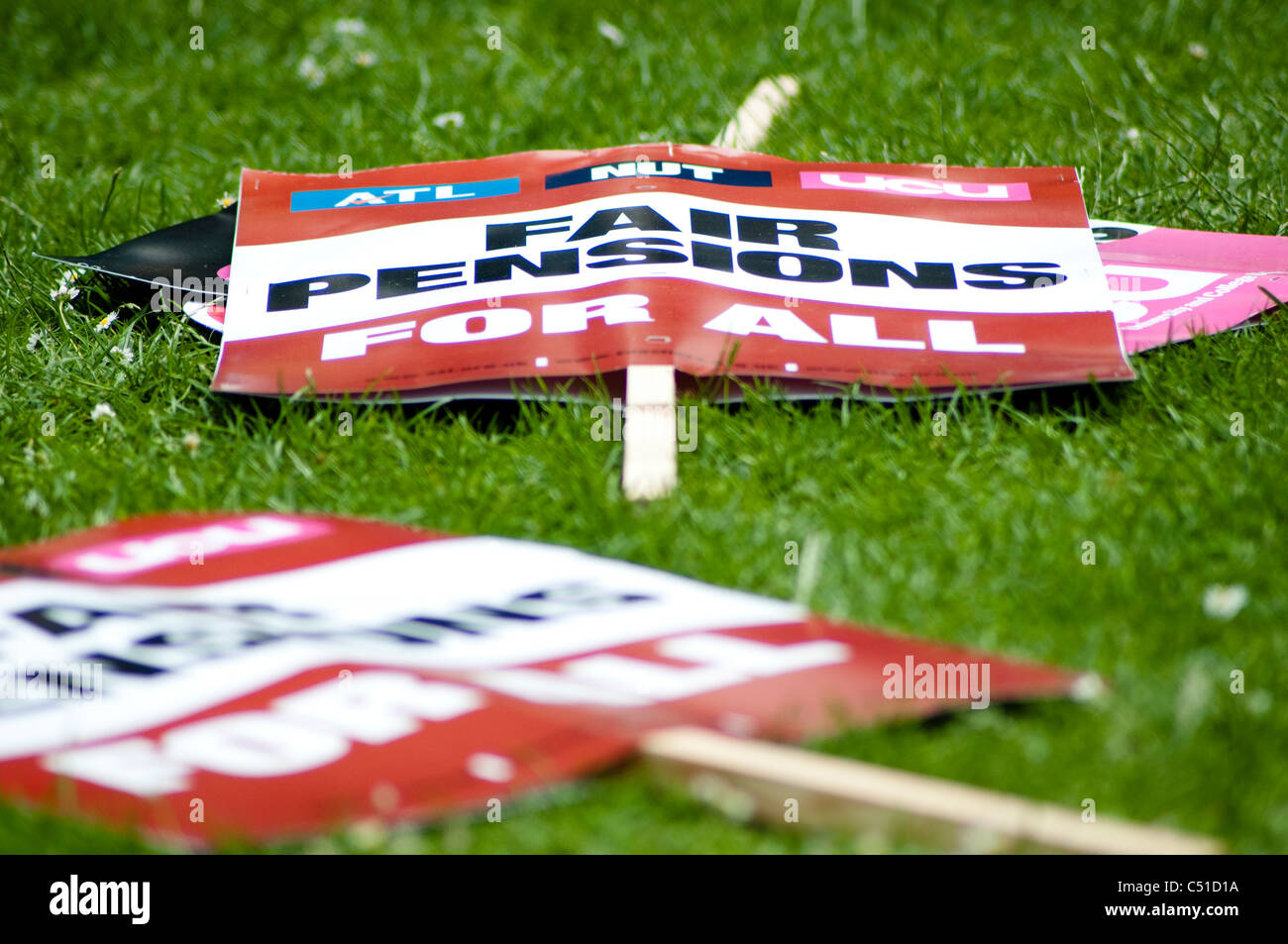 Les pensions du secteur public, la grève des pancartes, Londres, 30/06/2011, UK Banque D'Images