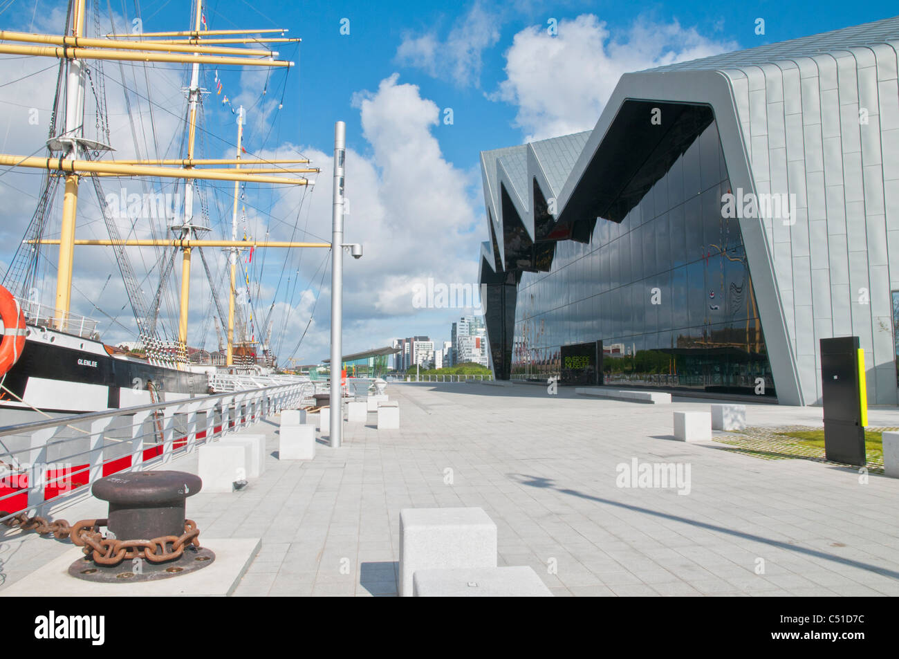 SV Glenlee accosté à côté de Riverside Museum Musée du Transport et voyage Yorkhill Quay de Govan Glasgow Ecosse Banque D'Images