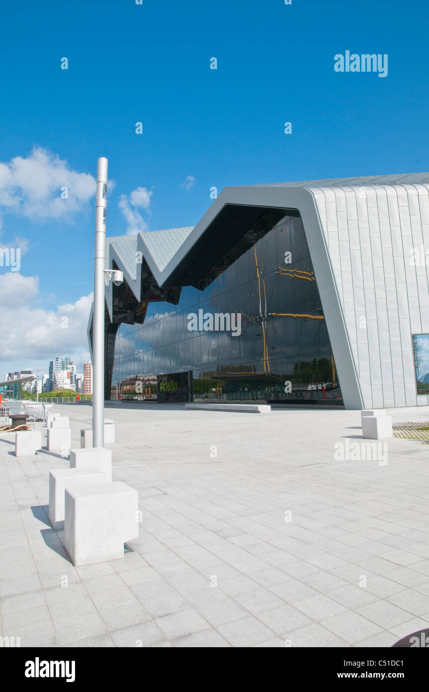 Aux côtés de la SV Glenlee Riverside Museum de tranport et voyage Yorkhill Quay Glasgow Ecosse Banque D'Images