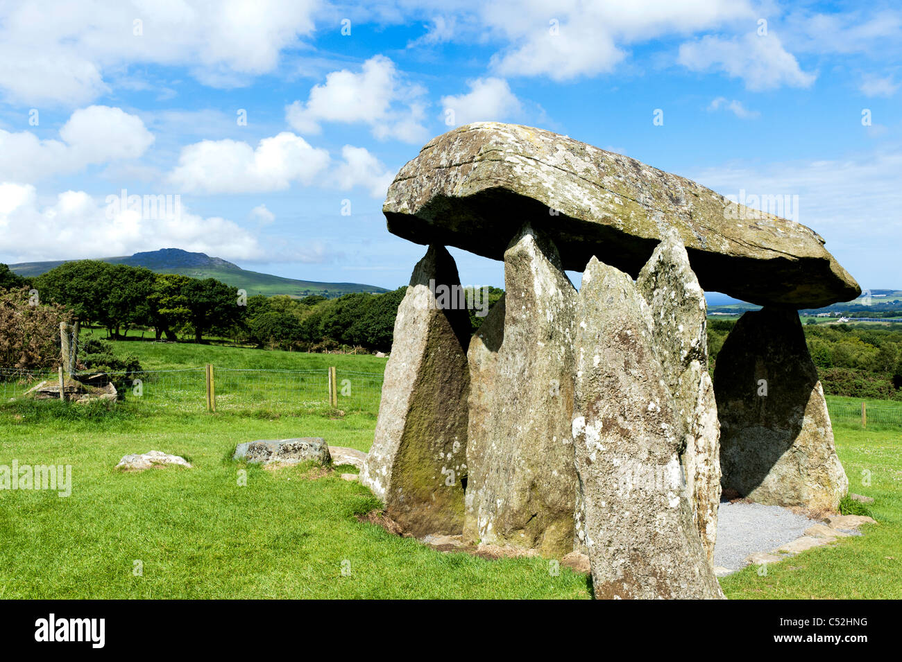 Pentre Ifan néolithique mégalithique de sépulture dans l'ouest du pays de Galles Pembrokeshire Banque D'Images