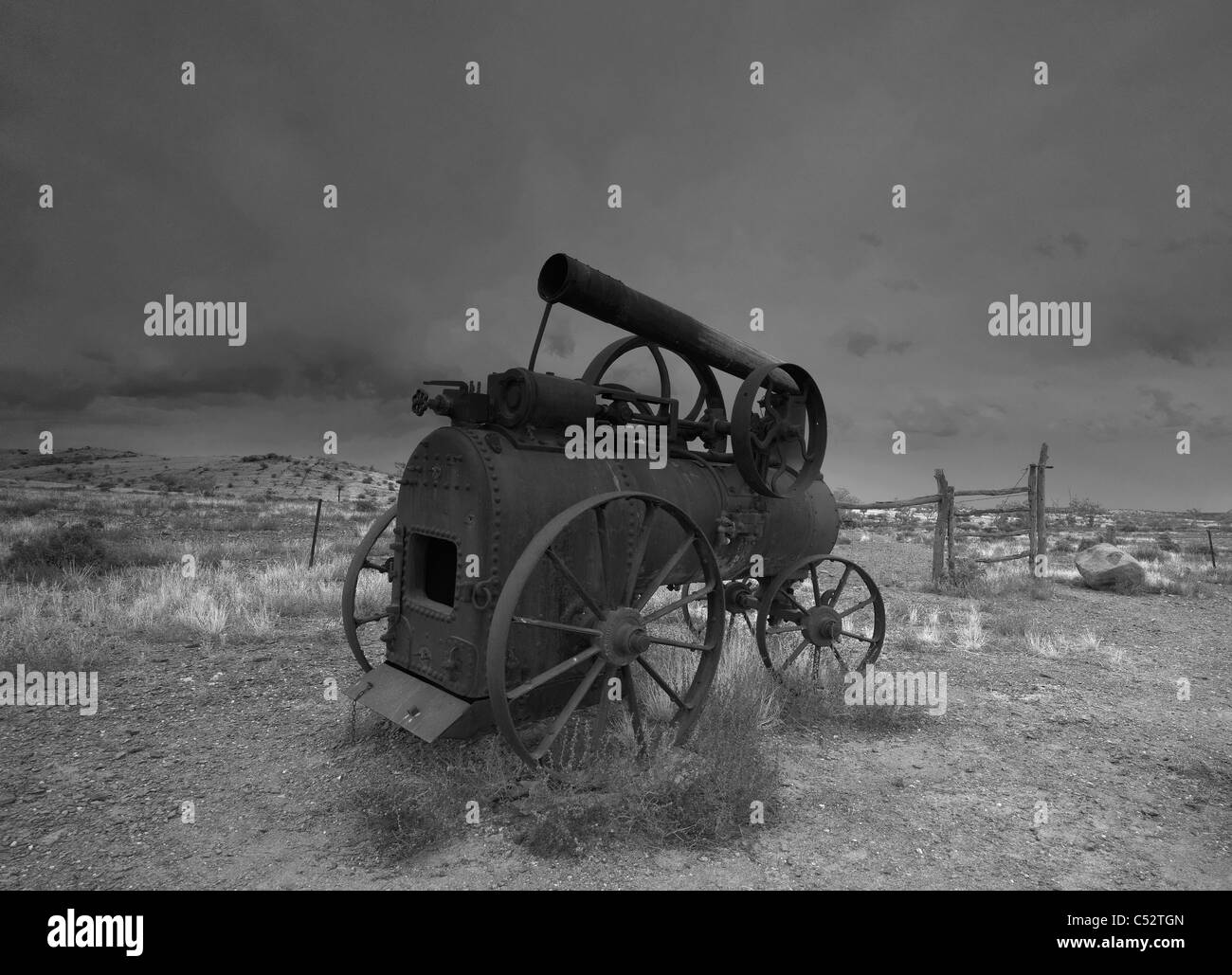 L'exploitation minière à vapeur vieux vestige d'une époque révolue, Outback, Tibbooburra , Australie Banque D'Images