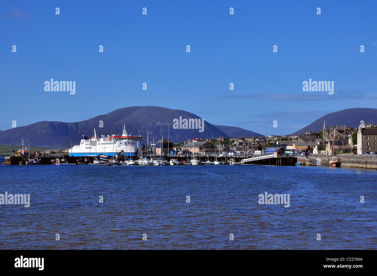 Ville de Stromness, Orkney, dans la partie continentale de l'Écosse. Banque D'Images