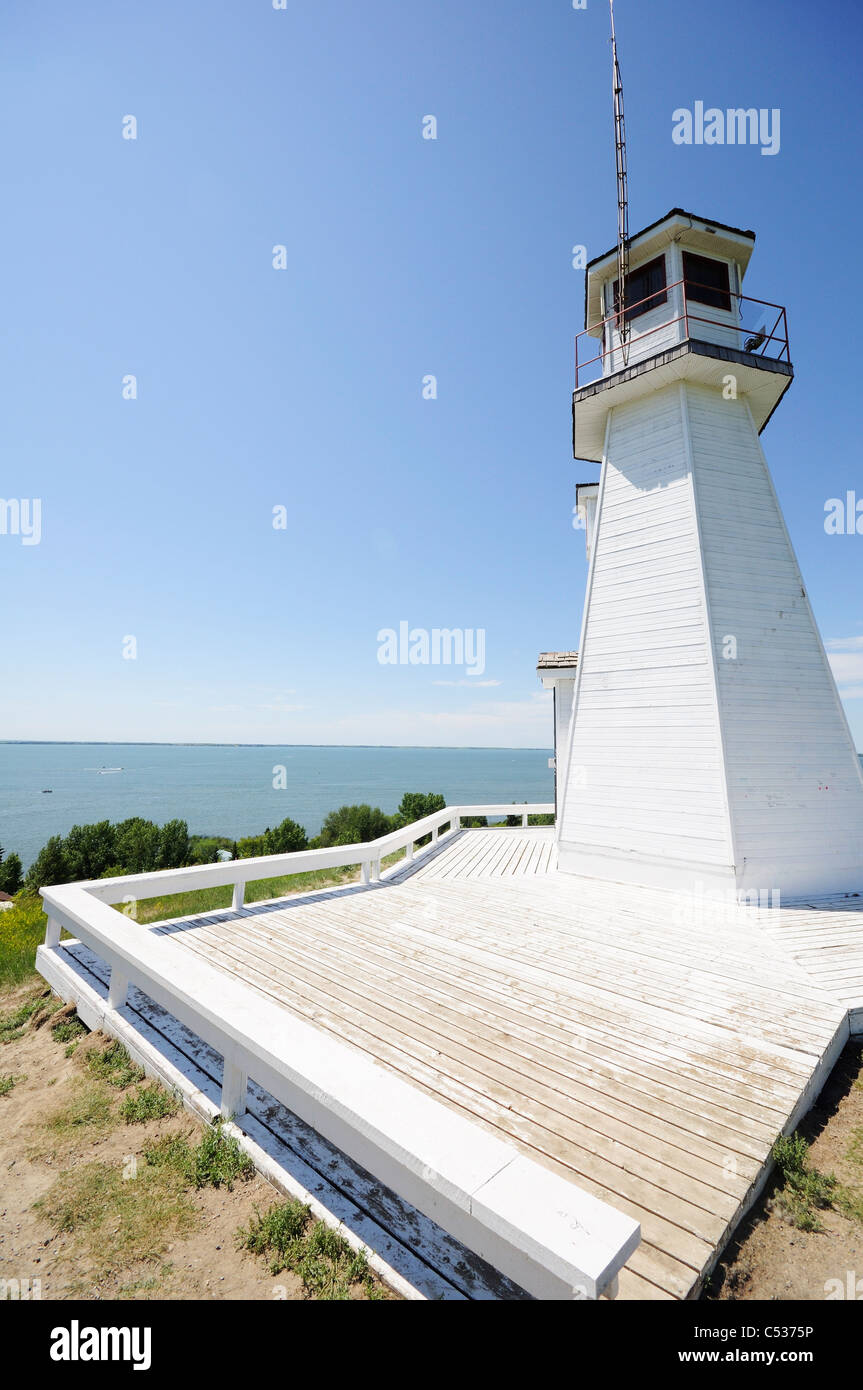 Le seul phare à être trouvés dans les prairies se trouve un haut d'une colline surplombant un grand lac dans centrl Saskatchewan, Canada. Banque D'Images