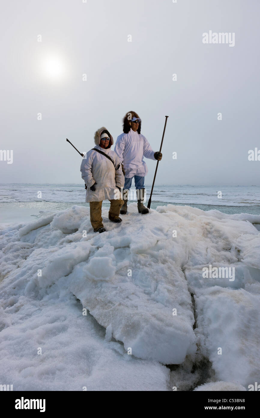 Alaska native eskimo woman in Banque de photographies et d'images à haute  résolution - Alamy
