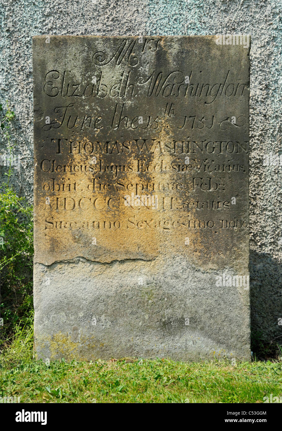 Pierre tombale d'Elizabeth et Thomas Washington. Eglise de Saint Oswald. Warton, Lancashire, Angleterre, Royaume-Uni, Europe. Banque D'Images