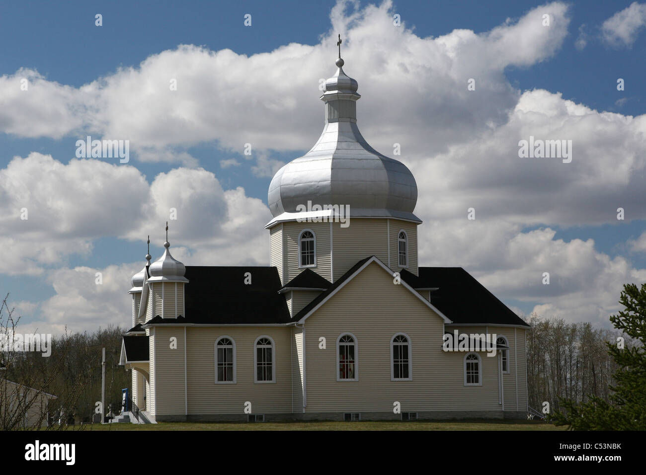 Saint Mary's Église catholique ukrainienne, Waugh, Alberta, Canada, église de campagne, l'Architecture courbe dome respect hall circulaire Banque D'Images