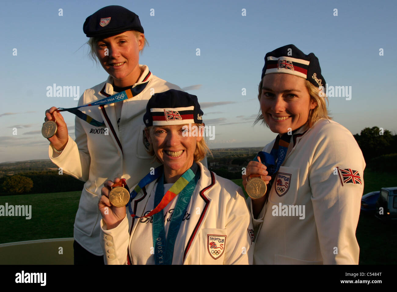 Les médaillés d'or olympique Shirley Robertson, Sarah Ayton et Sarah Webb Banque D'Images