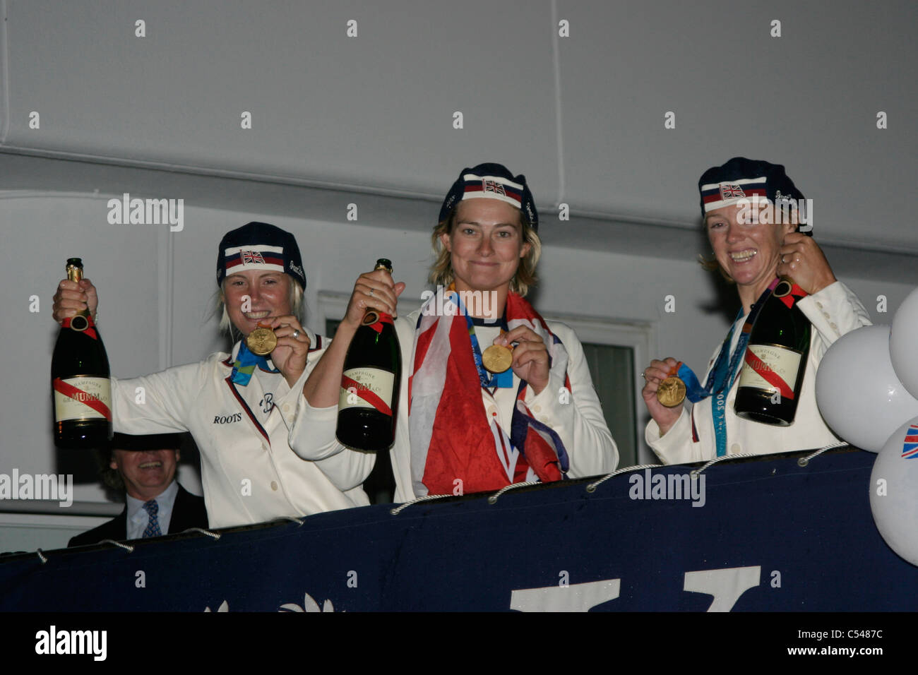 Les médaillés d'or olympique Shirley Robertson, Sarah Ayton et Sarah Webb Banque D'Images