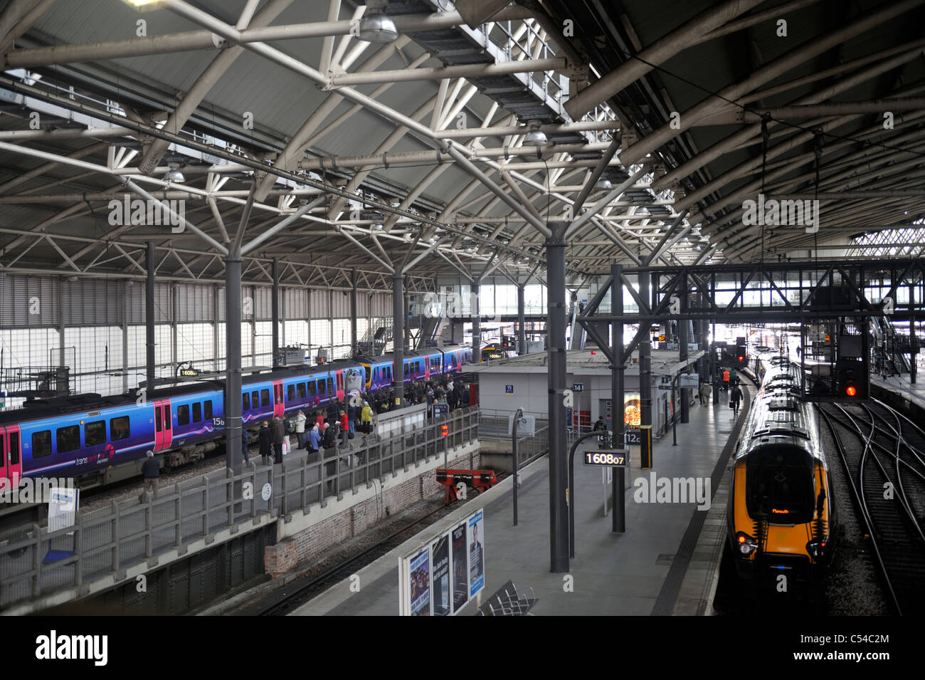 La gare principale de la ville de Leeds Banque D'Images